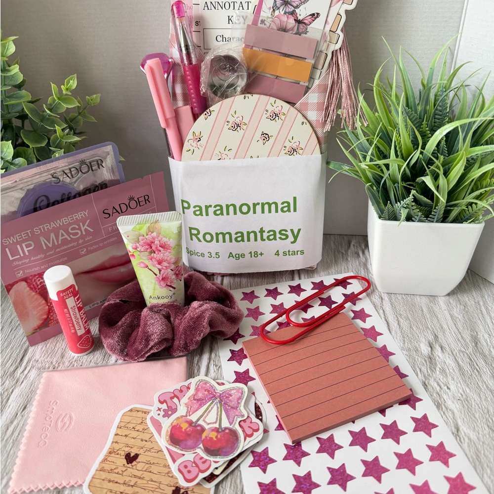 Paranormal Romantasy Blind Date With A Book - 25+ items